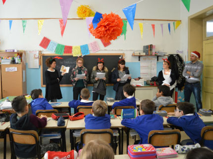 Letture in classe a Cascinare di Sant'Elpidio a Mare