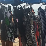 Commercianti di merce contraffatta sulla spiaggia di Lido di Fermo