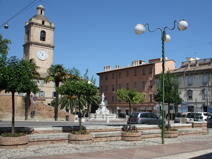 Piazza San Giorgio - Porto San Giorgio