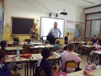 Terrenzi in visita alla scuola primaria di Sant'Elpidio a Mare