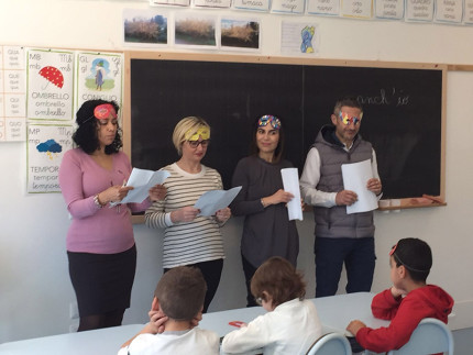 Genitori-lettori alla scuola Della Valle di Casette d'Ete