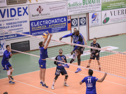 Pallavolo: attacco della Videx Grottazzolina