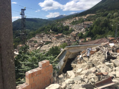 Il paese di Pescara del Tronto dopo il terremoto del 24 agosto 2016