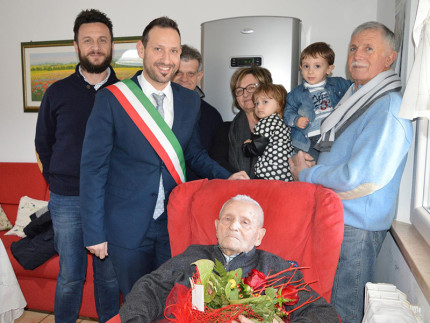 Festa per i cento anni di Francesco Mancini a Sant'Elpidio a Mare