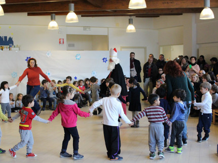 Festa dei nonni alla scuola dell'infanzia di Castellano di Sant'Elpidio a Mare