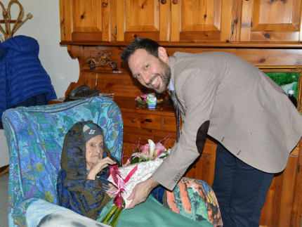 Sant'Elpidio a Mare: il sindaco Terrenzi festeggia i 101 anni di Anna Mancini