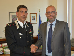 Il nuovo comandante della Legione Carabinieri “Marche” di Ancona, Generale di Brigata Fernando Nazzaro, all'incontro con Antonio Mastrovincenzo, presidente del Consiglio regionale delle Marche