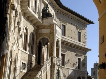 Fermo: Palazzo dei Priori