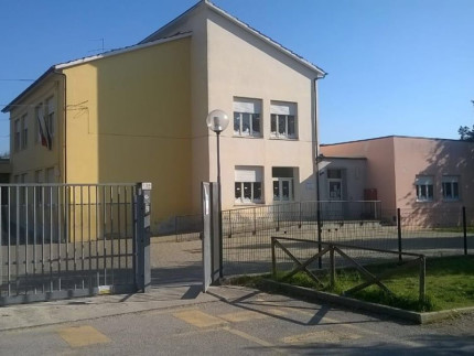 La scuola a Molini Girola di Fermo