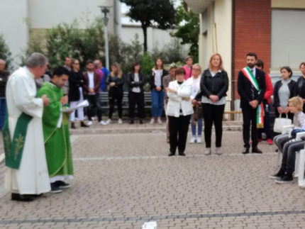 Festa dei nonni a Cascinare di Sant'Elpidio a Mare - Messa in piazza