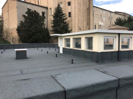 Lavori svolti sul tetto della Scuola primaria Sapienza di Fermo