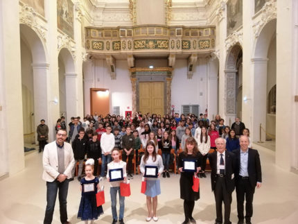 Giovani violinisti in gara al Postacchini si sono esibiti presso la Chiesa di San Filippo di Fermo
