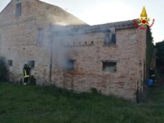 Incendio in un casolare a Montegiorgio