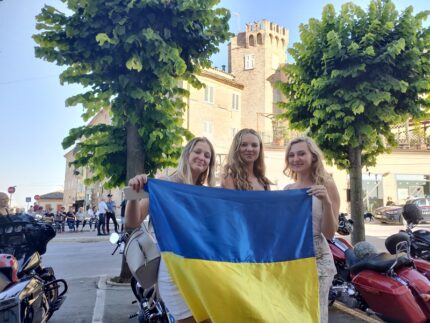 Motoraduno organizzato dall'Associazione "Slava Ukraїni Montegranaro"