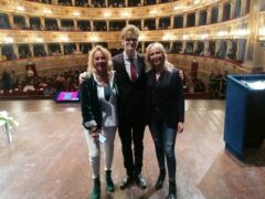 Incontro con Daniela Lucangeli al teatro dell'Aquila di Fermo