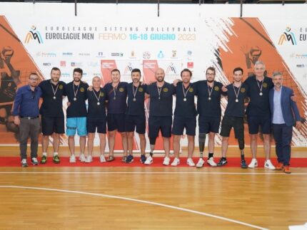 Squadra di sitting volley della Scuola di Pallavolo Fermana