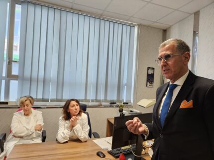 Visita di Roberto Grinta all'UOC di Patologia Clinica