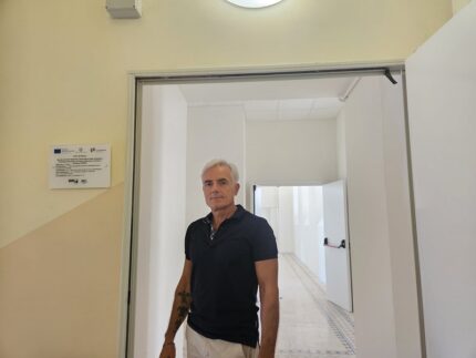 L'ing. Alberto Franca di fronte al Pua dell'Ast di Fermo