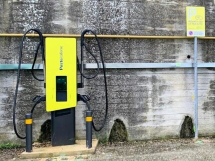 Colonnine di ricarica di Poste Italiane