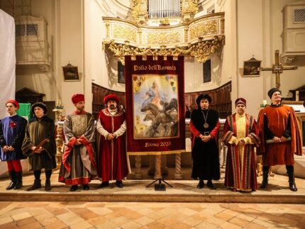 Arrivo del Palio 2025 a Fermo