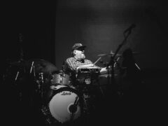 Coez in concerto ad Ancona: data zero del Tour 1998