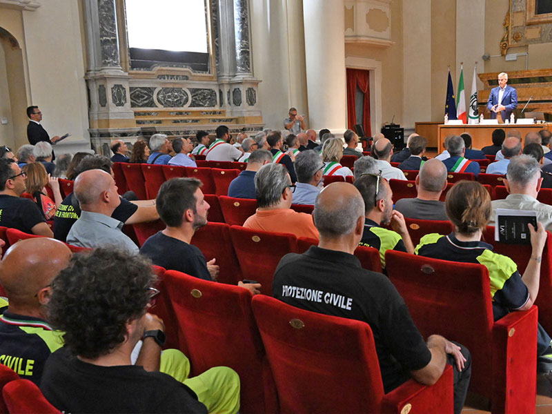 Alluvione: consegna autovetture donate ai Comuni colpiti