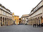 Piazza del Popolo, Fermo